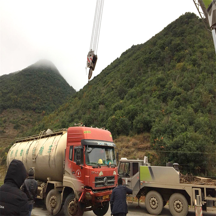 天津河东道路救援叫一次吊车多少钱