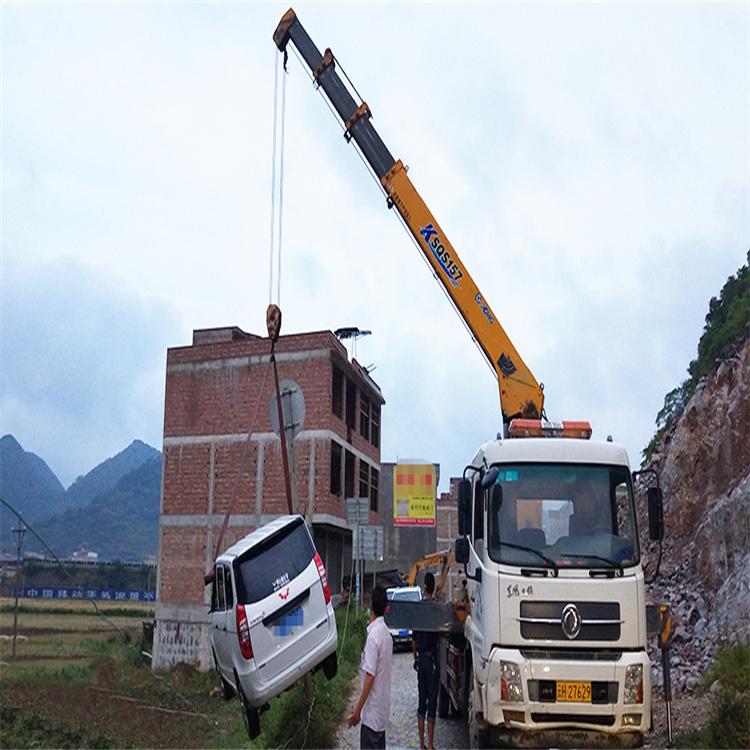 天津河东道路救援用随车吊应急服务：高效、可靠的紧急救援解决方案